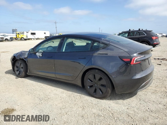 2025 Tesla Model 3 Long Range z VIN 5YJ3E1EA2SF988697, wystawiony jako Copart lot #56584815 z przebiegiem 4 664 mil mil oraz Szkoda całkowita • Salvage title. Historia ofert i sprzedaży dostępna na DreamBid. Obrazek 2.