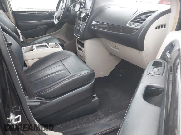 2016 Chrysler Town & Country Touring with VIN 2C4RC1BG9GR292584, listed as a IAAI auction lot 41168218 with 118,967 mi miles. Bid and sale history available at carsss.com. Image 5.