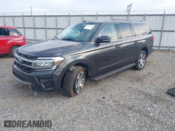 2024 Ford Expedition Max XLT z VIN 1FMJK1H83REA85832, wystawiony jako IAAI lot #42377714 z przebiegiem 3 244 mil mil oraz . Historia ofert i sprzedaży dostępna na DreamBid. Obrazek 2.