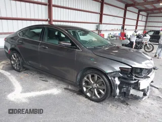 2015 Chrysler 200 C with VIN 1C3CCCCG5FN520080, listed as a IAAI auction lot 40432325 with 148,804 mi miles and . Bid and sale history available at carsss.com. Image 1.