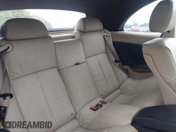 2007 BMW 6 Series 650i z VIN WBAEK13567CN83841, wystawiony jako IAAI lot #42380370 z przebiegiem 106 792 mil mil oraz . Historia ofert i sprzedaży dostępna na DreamBid. Obrazek 8.