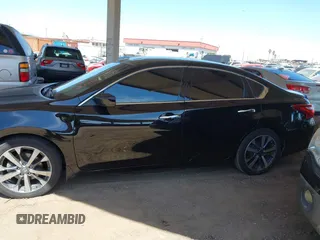 2017 Nissan Altima SV with VIN 1N4AL3AP2HC486044, listed as a IAAI auction lot 42029663 with 137,854 mi miles and . Bid and sale history available at carsss.com. Image 14.