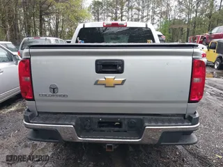 2020 Chevrolet Colorado 2WD Work Truck with VIN 1GCGSBEA5L1142784, listed as a IAAI auction lot 41983363 with 121,734 mi miles. Bid and sale history available at carsss.com. Image 16.