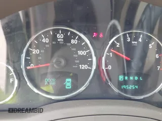 2008 Jeep Liberty Limited with VIN 1J8GP58K98W211079, listed as a IAAI auction lot 41849328 with 195,254 mi miles. Bid and sale history available at carsss.com. Image 7.