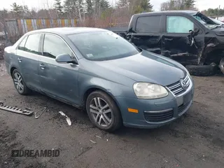 2006 Volkswagen Jetta Sedan 2.5L with VIN 3VWSG71K86M710666, listed as a IAAI auction lot 41816419 with 139,363 mi miles. Bid and sale history available at carsss.com. Image 1.