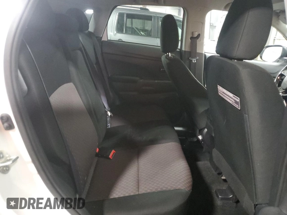 2018 Mitsubishi Outlander ES z VIN JA4AP3AUXJU016309, wystawiony jako Copart lot #58558895 z przebiegiem 68 421 mil mil oraz Szkoda całkowita • Salvage title. Historia ofert i sprzedaży dostępna na DreamBid. Obrazek 11.