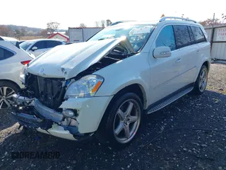 2008 Mercedes-Benz GL-Class 5.5L with VIN 4JGBF86E08A349444, listed as a IAAI auction lot 40992114 with 93,553 mi miles. Bid and sale history available at carsss.com. Image 17.