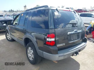 2006 Ford Explorer XLT with VIN 1FMEU63EX6UB52613, listed as a IAAI auction lot 42260462 with Not provided miles and . Bid and sale history available at DreamBid. Image 3.