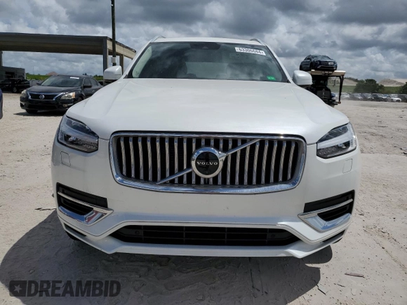 2021 Volvo XC90 Inscription Expression with VIN YV4BR00K4M1723380, listed as a Copart auction lot 63306684 with 36,943 mi miles and Non Repairable. Bid and sale history available at carsss.com. Image 5.