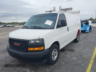 2022 GMC Savana Cargo Van with VIN 1GTW7AF75N1149215, listed as a IAAI auction lot 41307350 with 117,793 mi miles. Bid and sale history available at carsss.com. Image 6.