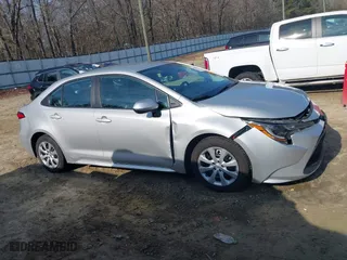 2021 Toyota Corolla LE with VIN 5YFEPMAE2MP187465, listed as a IAAI auction lot 41482849 with 98,817 mi miles. Bid and sale history available at carsss.com. Image 13.