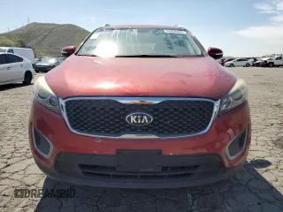2017 Kia Sorento LX V6 with VIN 5XYPGDA57HG272708, listed as a Copart auction lot 52652645 with 152,116 mi miles and Clean Title. Bid and sale history available at carsss.com. Image 5.