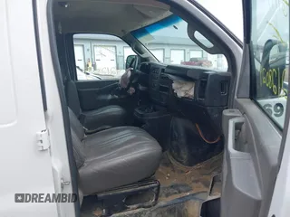 2016 Chevrolet Express Cargo with VIN 1GCWGAFF5G1261197, listed as a IAAI auction lot 42128029 with 117,535 mi miles and . Bid and sale history available at DreamBid. Image 5.