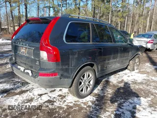 2010 Volvo XC90 I6 with VIN YV4982CZ5A1550406, listed as a IAAI auction lot 41390023 with 205,774 mi miles and . Bid and sale history available at carsss.com. Image 4.