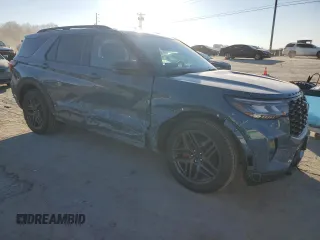 2025 Ford Explorer ST with VIN 1FMWK8GC5SGA19149, listed as a Copart auction lot 46465805 with 2,503 mi miles and Salvage Title. Bid and sale history available at carsss.com. Image 4.
