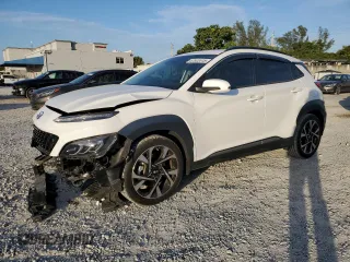 2022 Hyundai Kona Limited z VIN KM8K53A33NU819018, wystawiony jako Copart lot #87522615 z przebiegiem 19 568 mil mil oraz Nie do naprawy • Non repairable. Historia ofert i sprzedaży dostępna na DreamBid. Obrazek 1.
