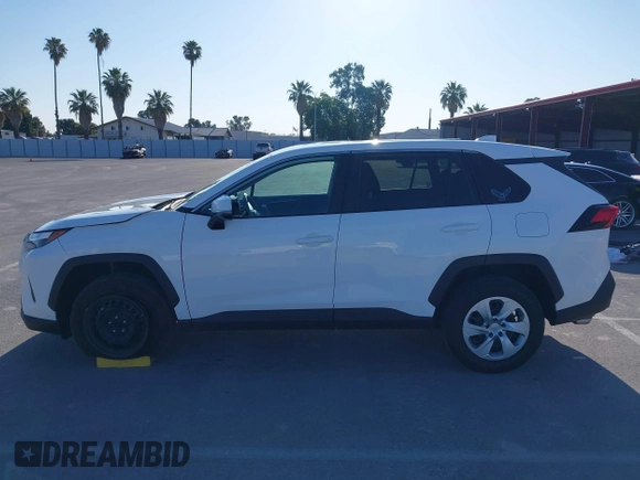 2023 Toyota RAV4 LE z VIN 2T3G1RFV0PC327864, wystawiony jako IAAI lot #42465650 z przebiegiem 36 006 mil mil oraz . Historia ofert i sprzedaży dostępna na DreamBid. Obrazek 14.