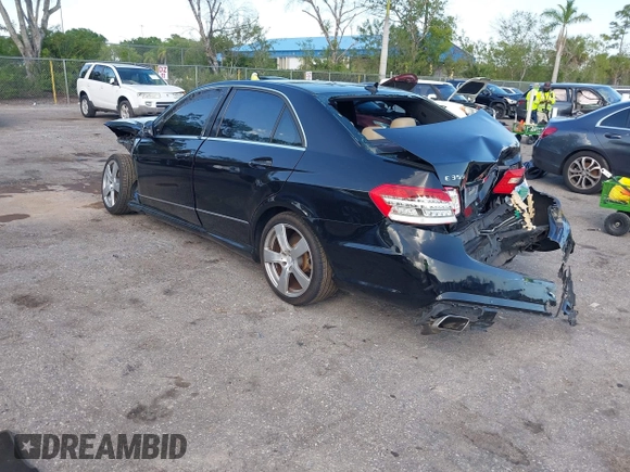 2010 Mercedes-Benz E 350 Luxury with VIN WDDHF5GB4AA112209, listed as a IAAI auction lot 41942951 with 138,011 mi miles and . Bid and sale history available at carsss.com. Image 3.