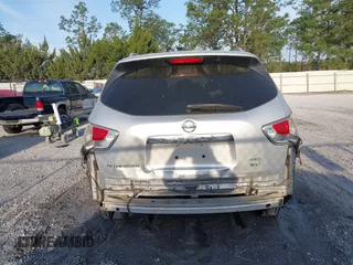 2015 Nissan Pathfinder SV с VIN 5N1AR2MM0FC686224, выставлен на аукционе IAAI как лот 41887640 с пробегом 166 379 миль миль и . История ставок и продаж доступна на DreamBid. Изображение 17.