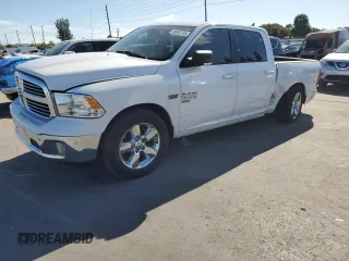 2019 Ram 1500 Big Horn z VIN 1C6RR6LT8KS573328, wystawiony jako Copart lot #49660705 z przebiegiem 82 865 mil mil oraz Szkoda całkowita • Salvage title. Historia ofert i sprzedaży dostępna na DreamBid. Obrazek 1.