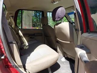 2005 Ford Explorer Sport Trac XLS z VIN 1FMZU77K95UB13467, wystawiony jako IAAI lot #42142049 z przebiegiem 164 156 mil mil oraz . Historia ofert i sprzedaży dostępna na DreamBid. Obrazek 8.