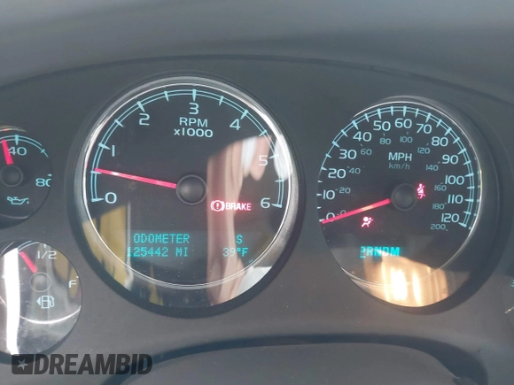 2014 Chevrolet Suburban LT with VIN 1GNSCJE06ER233762, listed as a IAAI auction lot 41515686 with 125,442 mi miles. Bid and sale history available at carsss.com. Image 7.