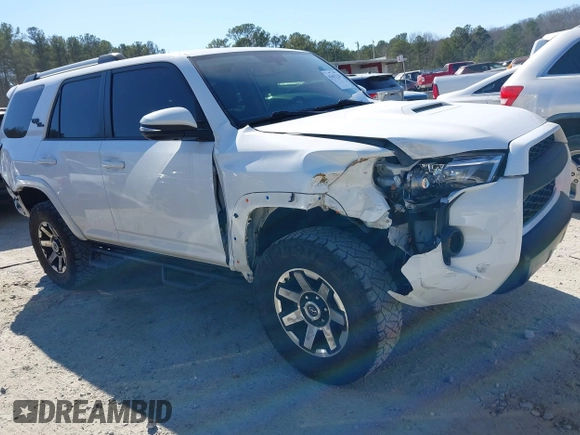 2018 Toyota 4Runner SR5 with VIN JTEBU5JR7J5499547, listed as a IAAI auction lot 41617120 with 97,668 mi miles. Bid and sale history available at carsss.com. Image 1.