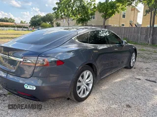 2017 Tesla Model S 60 с VIN 5YJSA1E14HF195384, выставлен на аукционе Copart как лот 61502705 с пробегом 52 092 миль миль и Чистый • Clean title. История ставок и продаж доступна на DreamBid. Изображение 4.
