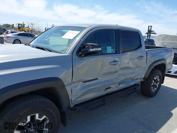 2021 Toyota Tacoma SR с VIN 3TMCZ5AN8MM431523, выставлен на аукционе IAAI как лот 41928279 с пробегом 26 164 миль миль и . История ставок и продаж доступна на DreamBid. Изображение 6.