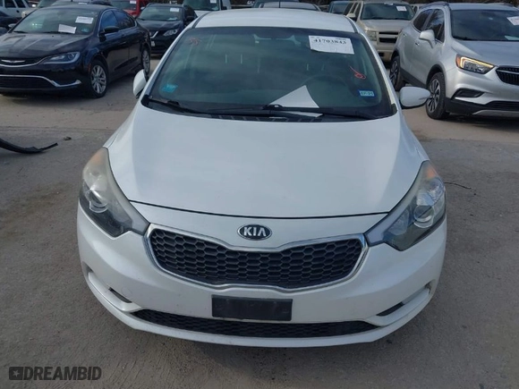 2016 Kia Forte 5-Door LX with VIN KNAFK5A89G5584902, listed as a IAAI auction lot 41703843 with 254,827 mi miles. Bid and sale history available at carsss.com. Image 6.