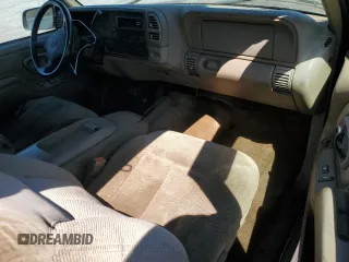 1997 Chevrolet Silverado 1500 with VIN 2GCEK19R6V1141478, listed as a Copart auction lot 50797925 with 274,288 mi miles and Salvage Title. Bid and sale history available at DreamBid. Image 8.