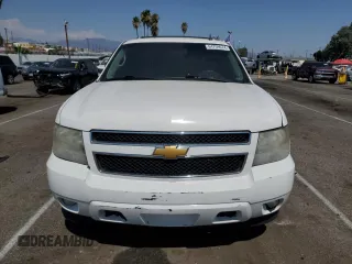 2014 Chevrolet Suburban LT with VIN 1GNSKJE79ER112840, listed as a Copart auction lot 64709074 with Not Provided miles and Salvage Title. Bid and sale history available at DreamBid. Image 5.