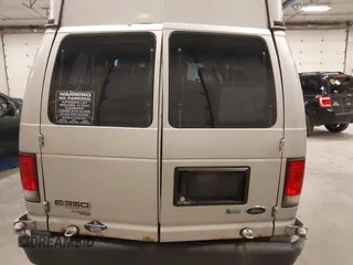 2014 Ford Econoline Wagon XL with VIN 1FBSS3BL1EDA11623, listed as a IAAI auction lot 41812934 with Not Provided miles. Bid and sale history available at carsss.com. Image 15.
