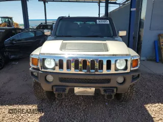 2006 Hummer H3 z VIN 5GTDN136468164301, wystawiony jako Copart lot #56389095 z przebiegiem 132 134 mil mil oraz Szkoda całkowita • Salvage title. Historia ofert i sprzedaży dostępna na DreamBid. Obrazek 5.