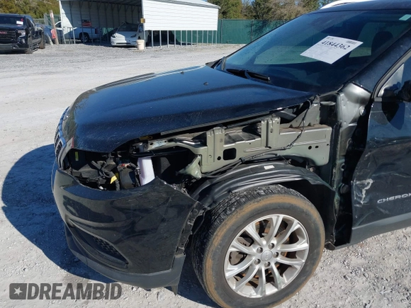 2021 Jeep Cherokee Latitude with VIN 1C4PJLCB4MD227099, listed as a IAAI auction lot 41844362 with 34,937 mi miles and . Bid and sale history available at DreamBid. Image 6.
