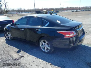 2013 Nissan Altima 2.5 SL with VIN 1N4AL3AP7DC123510, listed as a IAAI auction lot 41863149 with 1 mi miles. Bid and sale history available at carsss.com. Image 3.