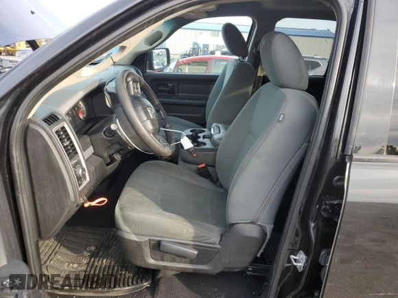 2016 Ram 1500 Express z VIN 1C6RR7FG7GS410326, wystawiony jako Copart lot #50378095 z przebiegiem 107 918 mil mil oraz Szkoda całkowita • Salvage title. Historia ofert i sprzedaży dostępna na DreamBid. Obrazek 7.