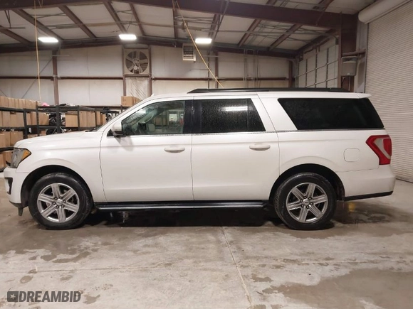 2018 Ford Expedition Max XLT with VIN 1FMJK1HT7JEA46234, listed as a IAAI auction lot 41572351 with NaN miles. Bid and sale history available at carsss.com. Image 14.