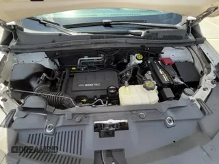 2020 Chevrolet Trax LS z VIN KL7CJKSB7LB052283, wystawiony jako Copart lot #71732825 z przebiegiem 70 819 mil mil oraz Czysty tytuł • Clean title. Historia ofert i sprzedaży dostępna na DreamBid. Obrazek 11.