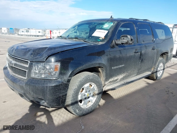 2011 Chevrolet Suburban LT with VIN 1GNSKJE37BR138846, listed as a IAAI auction lot 41885436 with 211,249 mi miles. Bid and sale history available at carsss.com. Image 17.