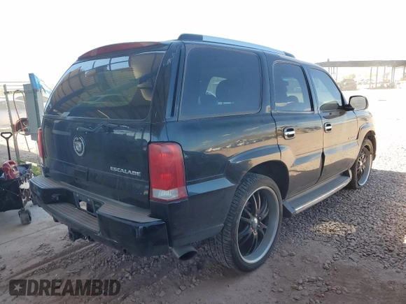 2002 Cadillac Escalade z VIN 1GYEK63N82R329743, wystawiony jako Copart lot #56587295 z przebiegiem 215 694 mil mil oraz Szkoda całkowita • Salvage title. Historia ofert i sprzedaży dostępna na DreamBid. Obrazek 3.