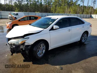 2015 Toyota Camry XLE with VIN 4T1BF1FK6FU112580, listed as a Copart auction lot 41678295 with 45,112 mi miles and Salvage Title. Bid and sale history available at carsss.com. Image 1.