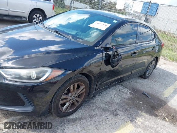 2017 Hyundai Elantra Limited z VIN 5NPD84LF2HH018421, wystawiony jako IAAI lot #41678556 z przebiegiem 152 256 mil mil oraz . Historia ofert i sprzedaży dostępna na DreamBid. Obrazek 6.