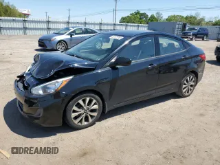 2017 Hyundai Accent SE z VIN KMHCT4AE5HU347894, wystawiony jako Copart lot #52172285 z przebiegiem 96 002 mil mil oraz Szkoda całkowita • Salvage title. Historia ofert i sprzedaży dostępna na DreamBid. Obrazek 1.