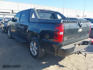 2009 Chevrolet Avalanche LT w/2LT with VIN 3GNEC22009G198925, listed as a IAAI auction lot 41730276 with 159,417 mi miles. Bid and sale history available at carsss.com. Image 3.
