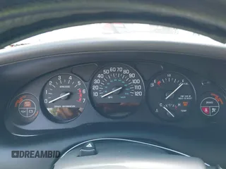 2002 Buick Regal LS с VIN 2G4WB55KX21274885, выставлен на аукционе IAAI как лот 42206272 с пробегом 126 509 миль миль и . История ставок и продаж доступна на DreamBid. Изображение 7.