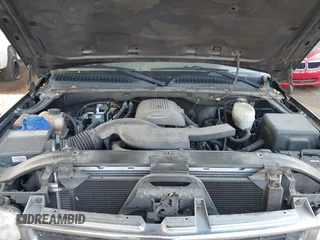 2006 Chevrolet Tahoe LS with VIN 1GNEC13V46R164177, listed as a IAAI auction lot 41292014 with 190,216 mi miles and . Bid and sale history available at DreamBid. Image 10.