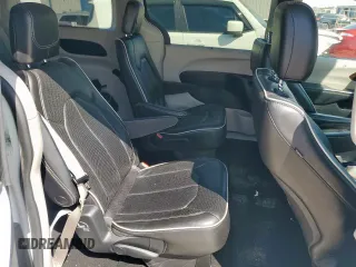 2022 Chrysler Pacifica Limited with VIN 2C4RC1GGXNR170127, listed as a Copart auction lot 51117055 with 71,470 mi miles and Salvage title. Bid and sale history available at DreamBid. Image 11.