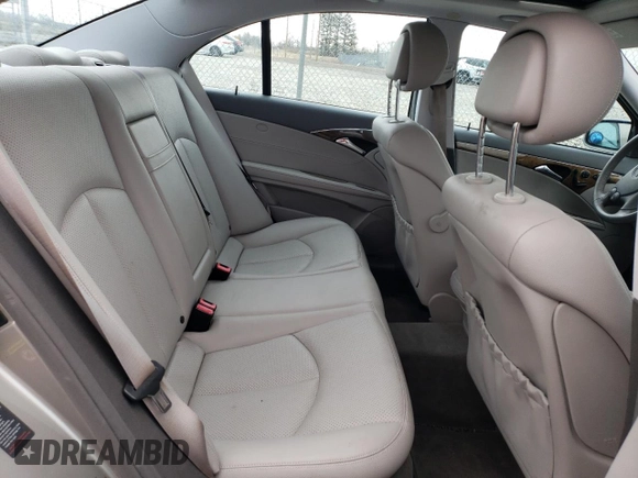 2007 Mercedes-Benz E-Class 3.5L with VIN WDBUF87X17B123174, listed as a Copart auction lot 48057505 with 117,666 mi miles and Salvage Title. Bid and sale history available at carsss.com. Image 10.