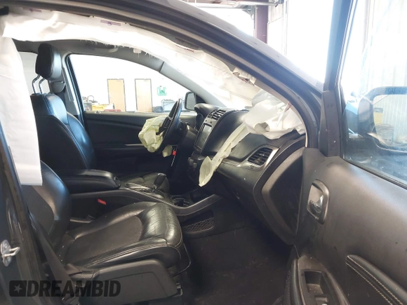 2018 Dodge Journey Crossroad z VIN 3C4PDDGG0JT449874, wystawiony jako IAAI lot #42363503 z przebiegiem 111 858 mil mil oraz . Historia ofert i sprzedaży dostępna na DreamBid. Obrazek 5.